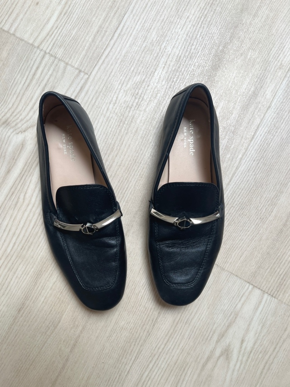 KATE SPADE black classic lana loafers luxury designer flats / size 6